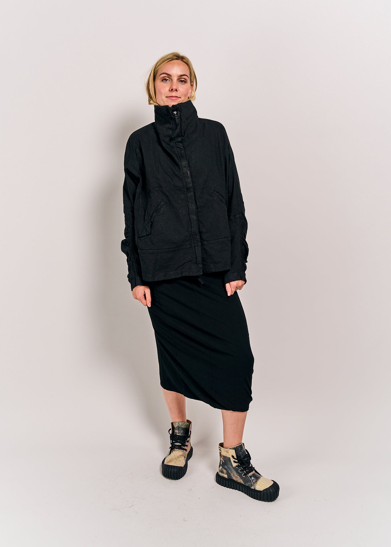 Rundholz DIP Jacket Black