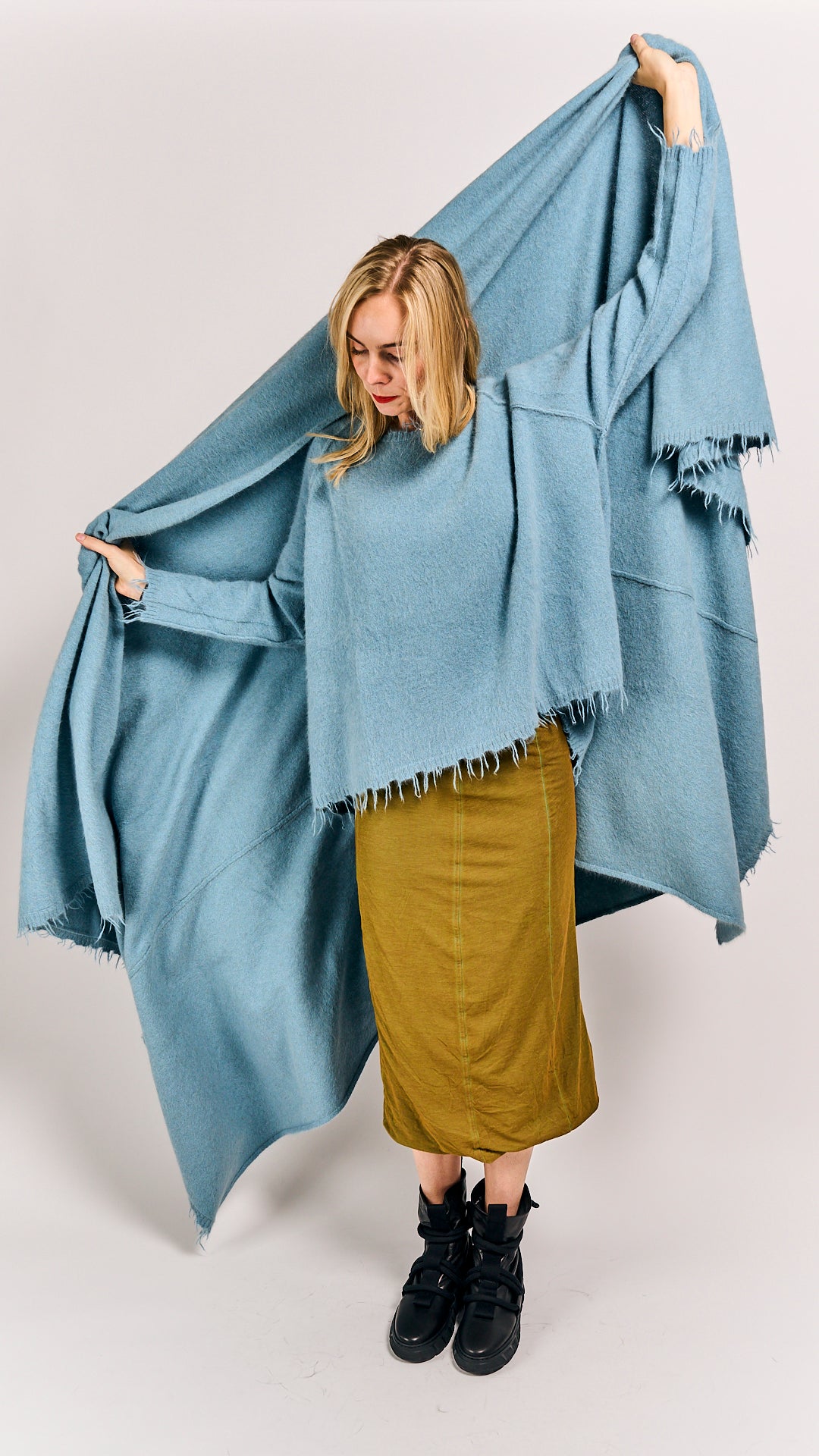 Rundholz DIP Fox Shawl Lagoon