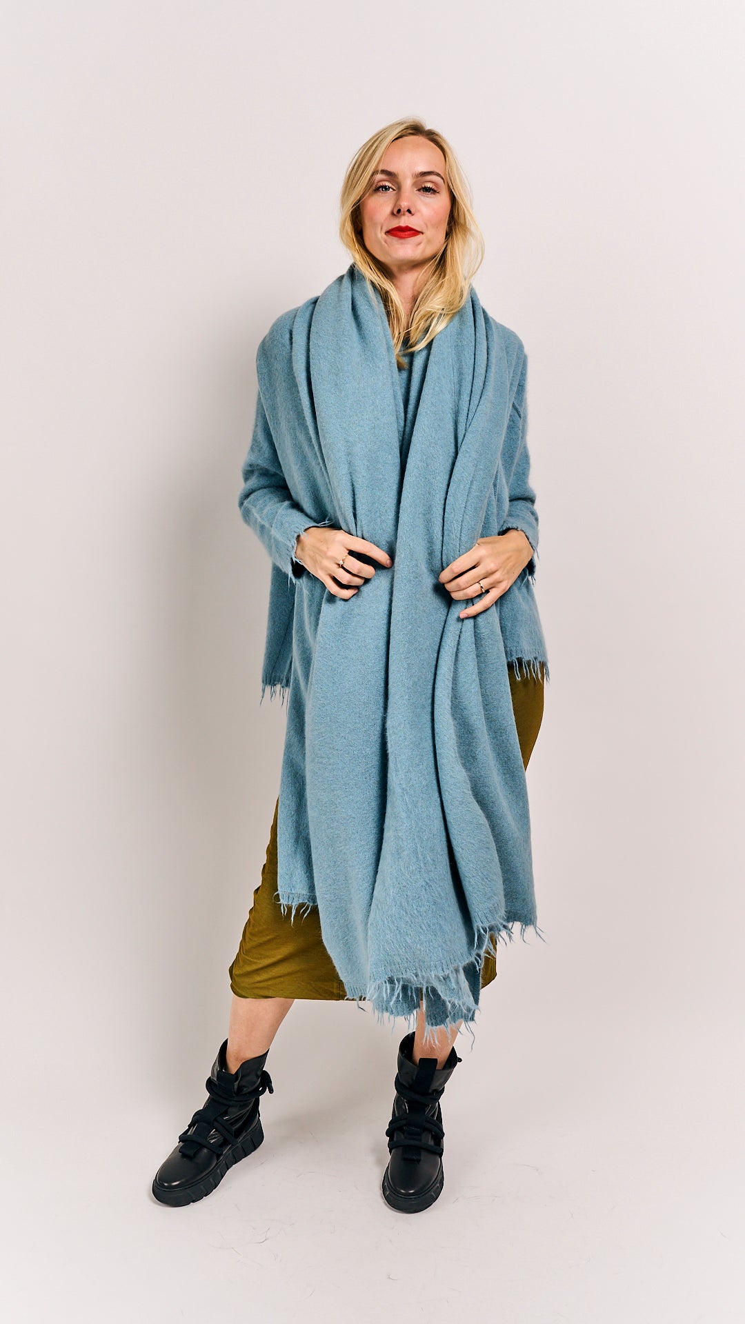 Rundholz DIP Fox Shawl Lagoon