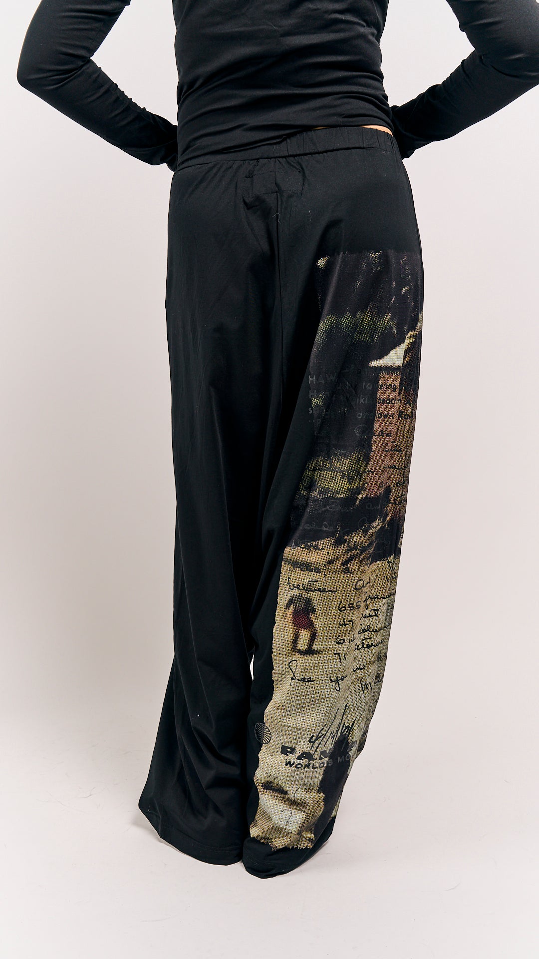 Rundholz DIP Trousers Waikiki Black Print