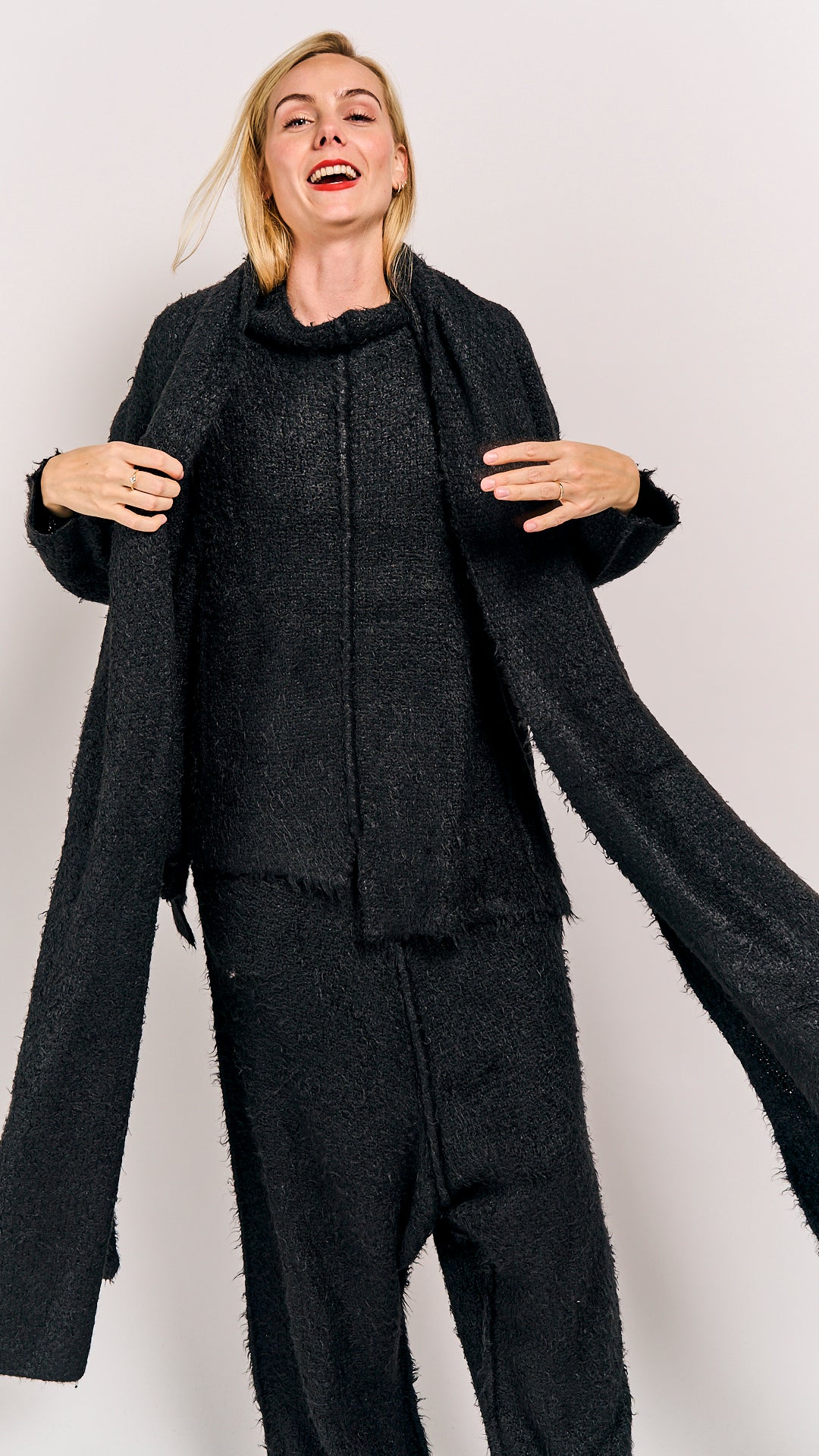 Rundholz Mainline Silk Shawl Black