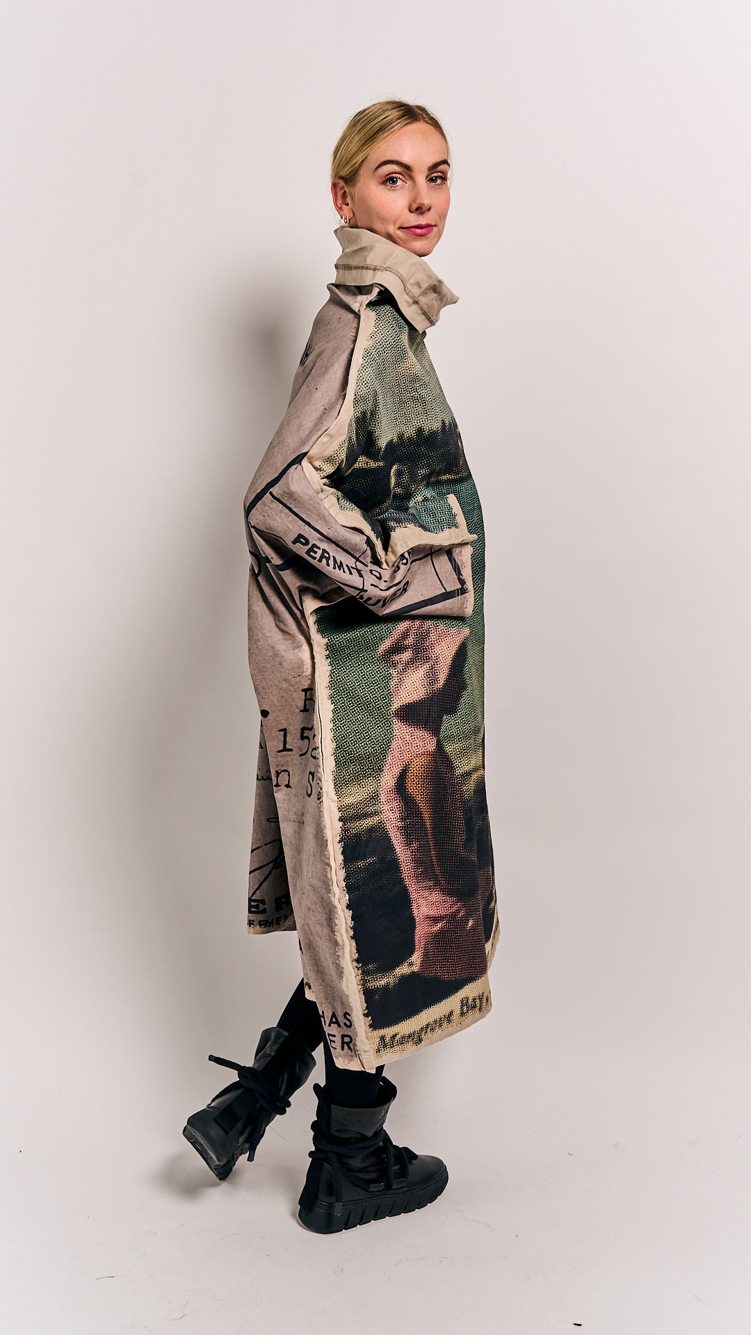 Rundholz DIP Dress Scene Print