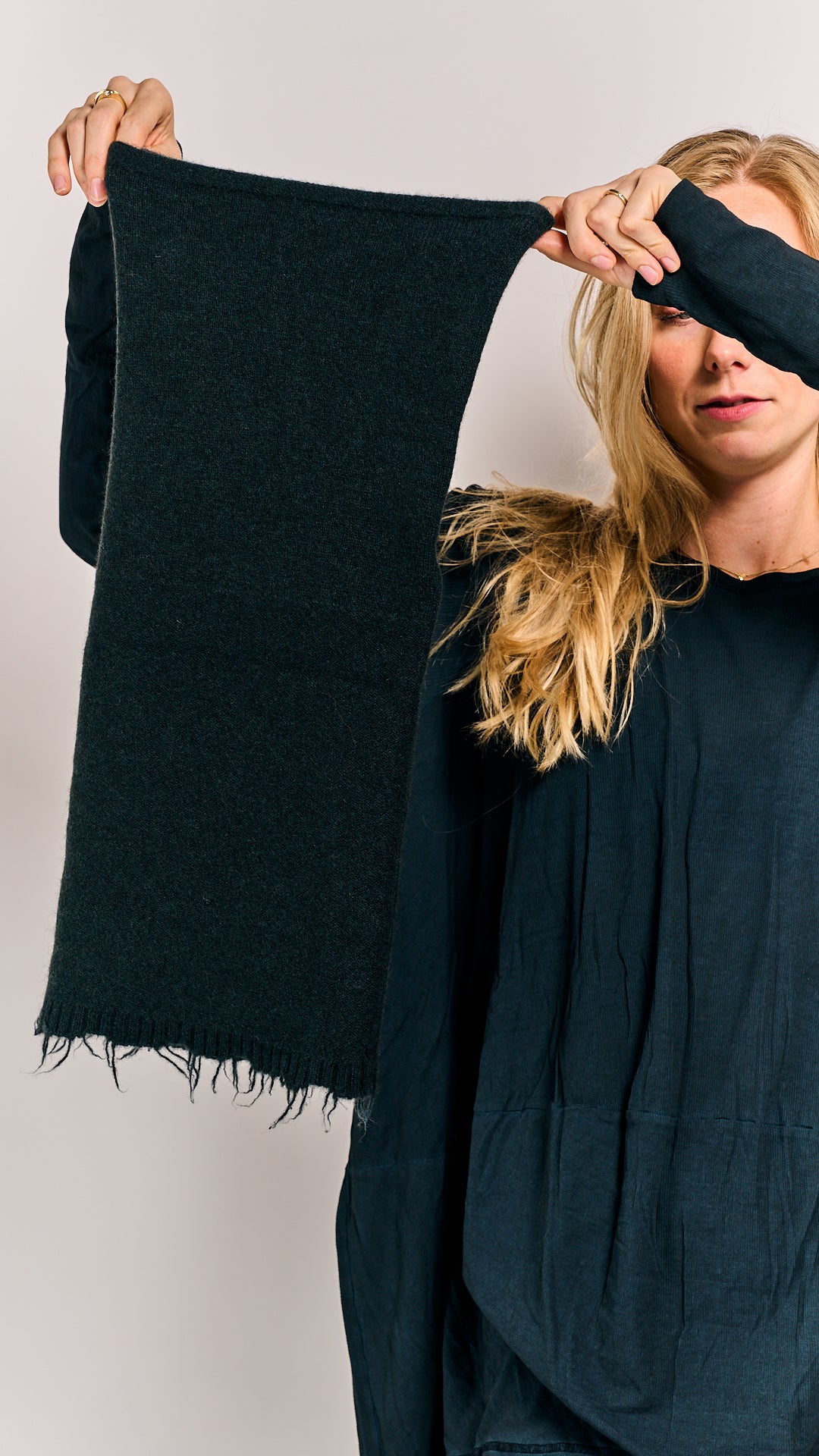 Rundholz Mainline Collar Petrol
