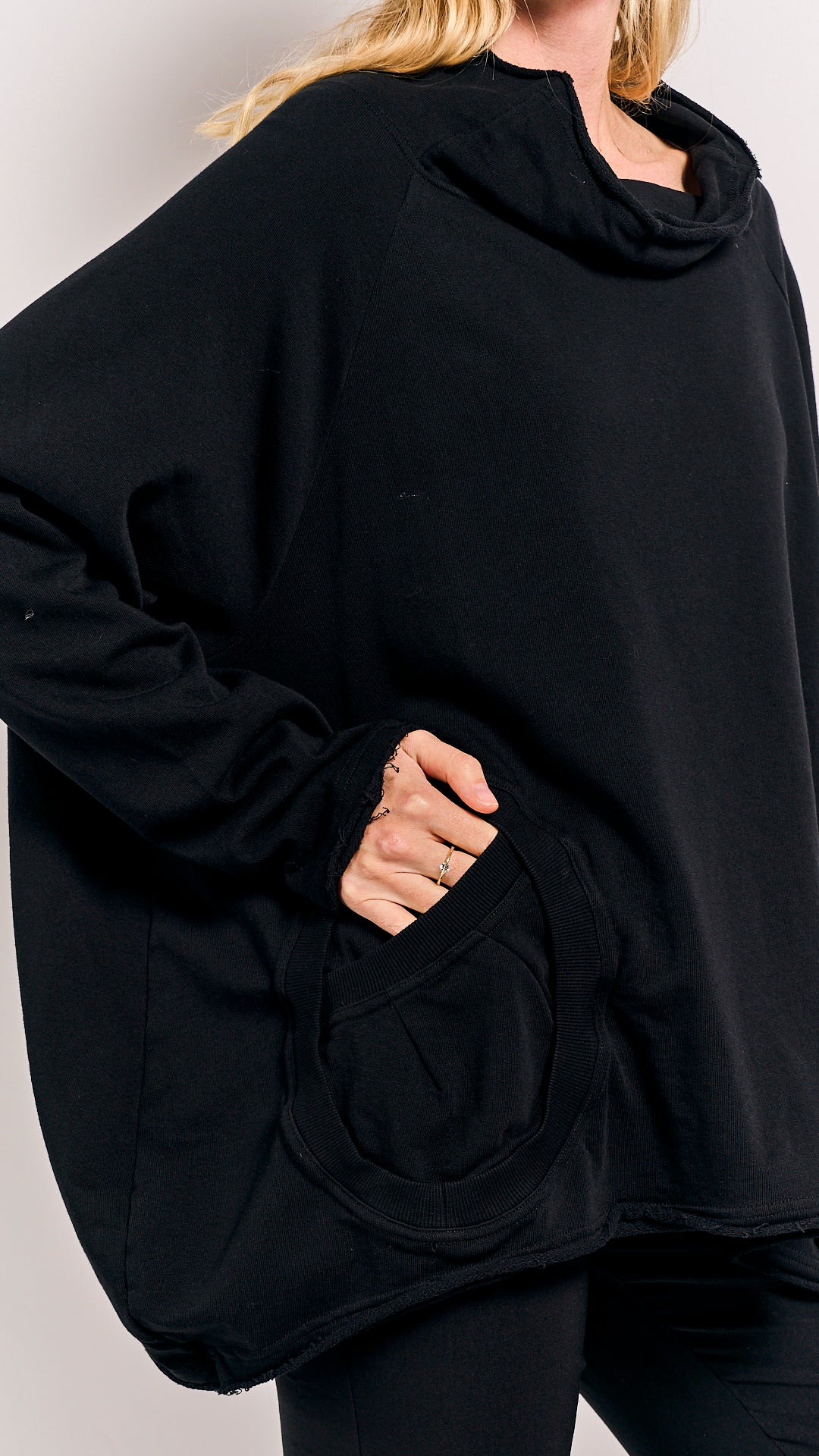 Rundholz Black Label Pullover Black