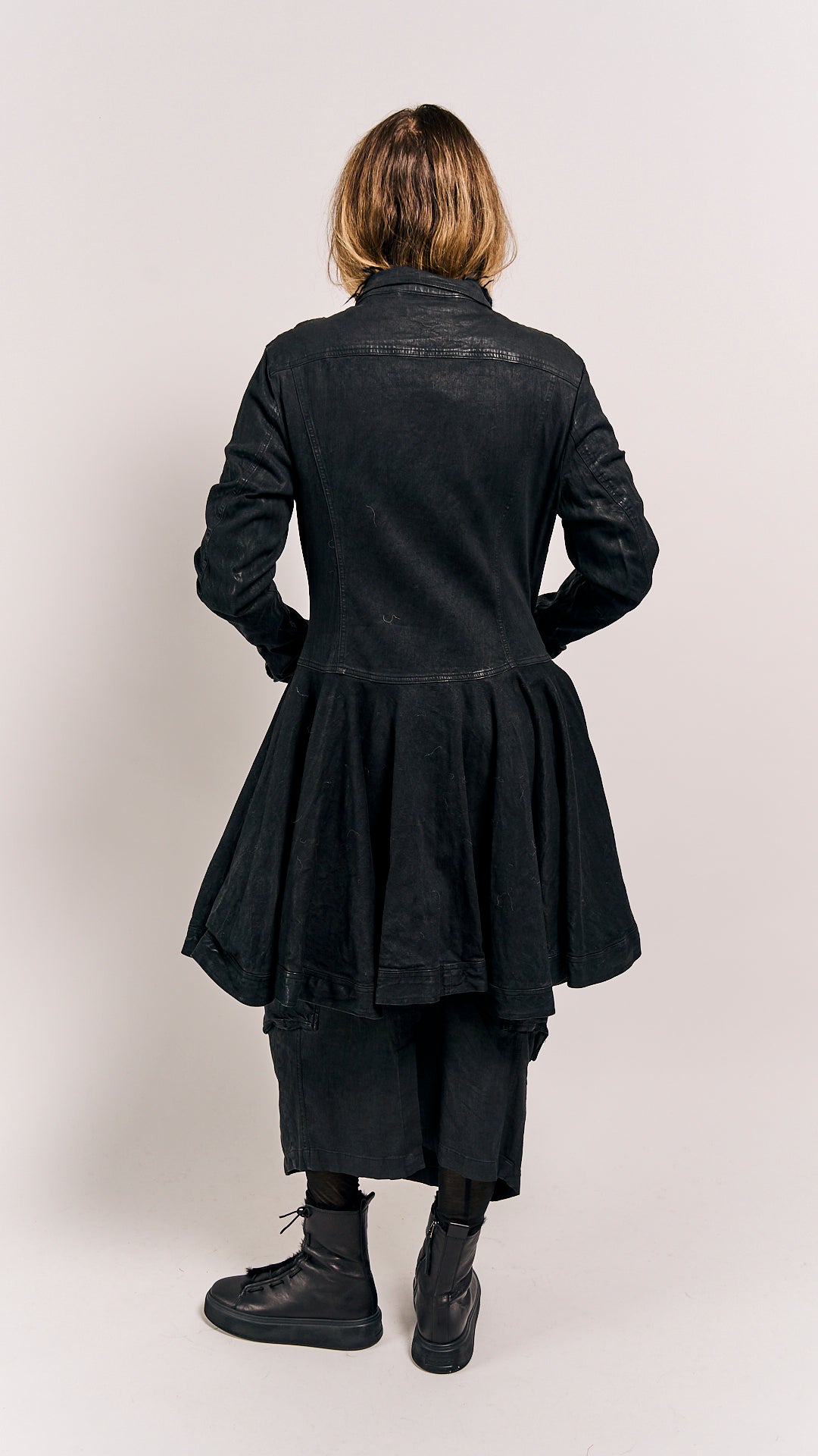 Rundholz Mainline Coat Black Gloss size Extra Large