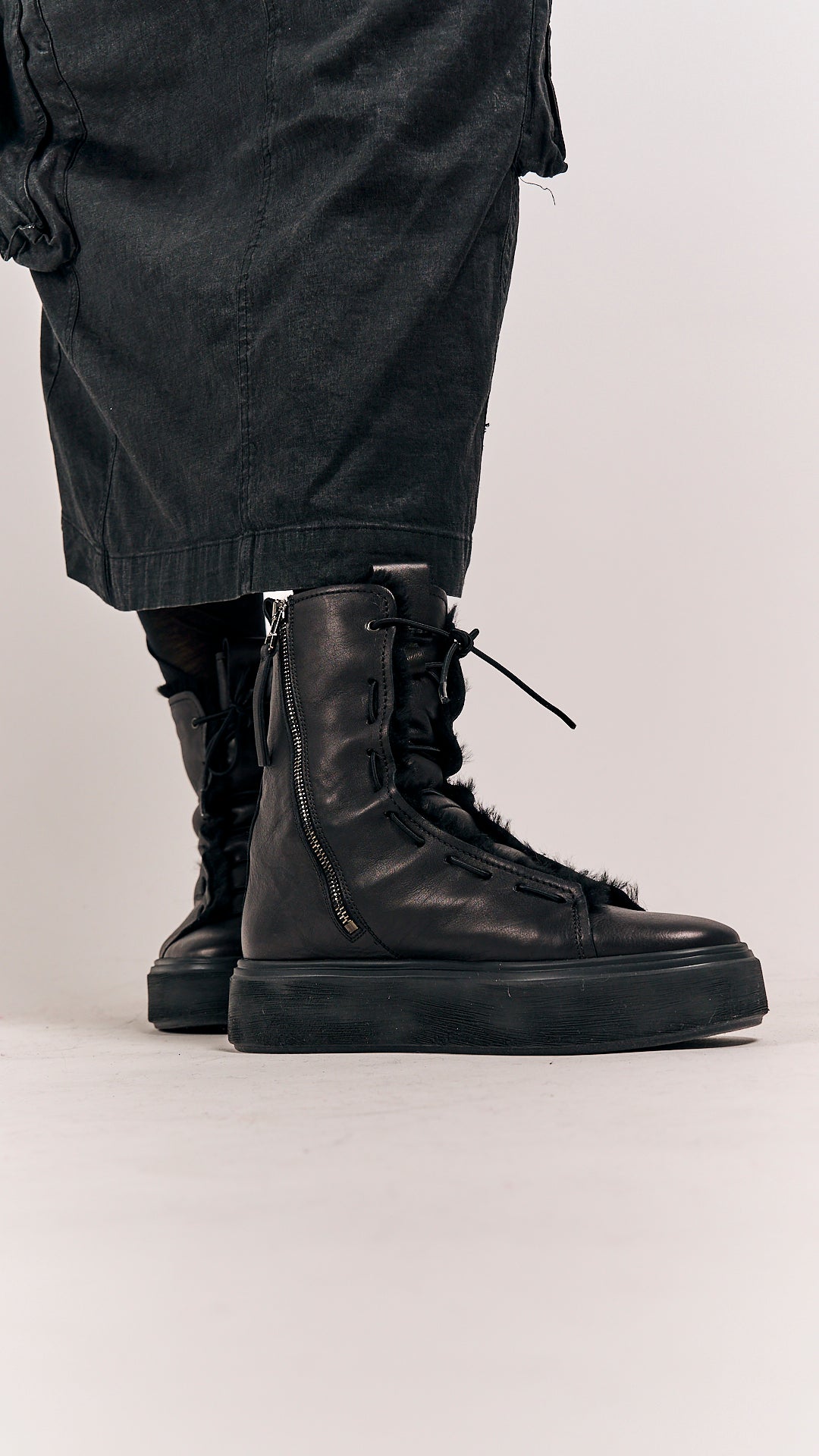 Puro Secret Boots Calf Black with Fur