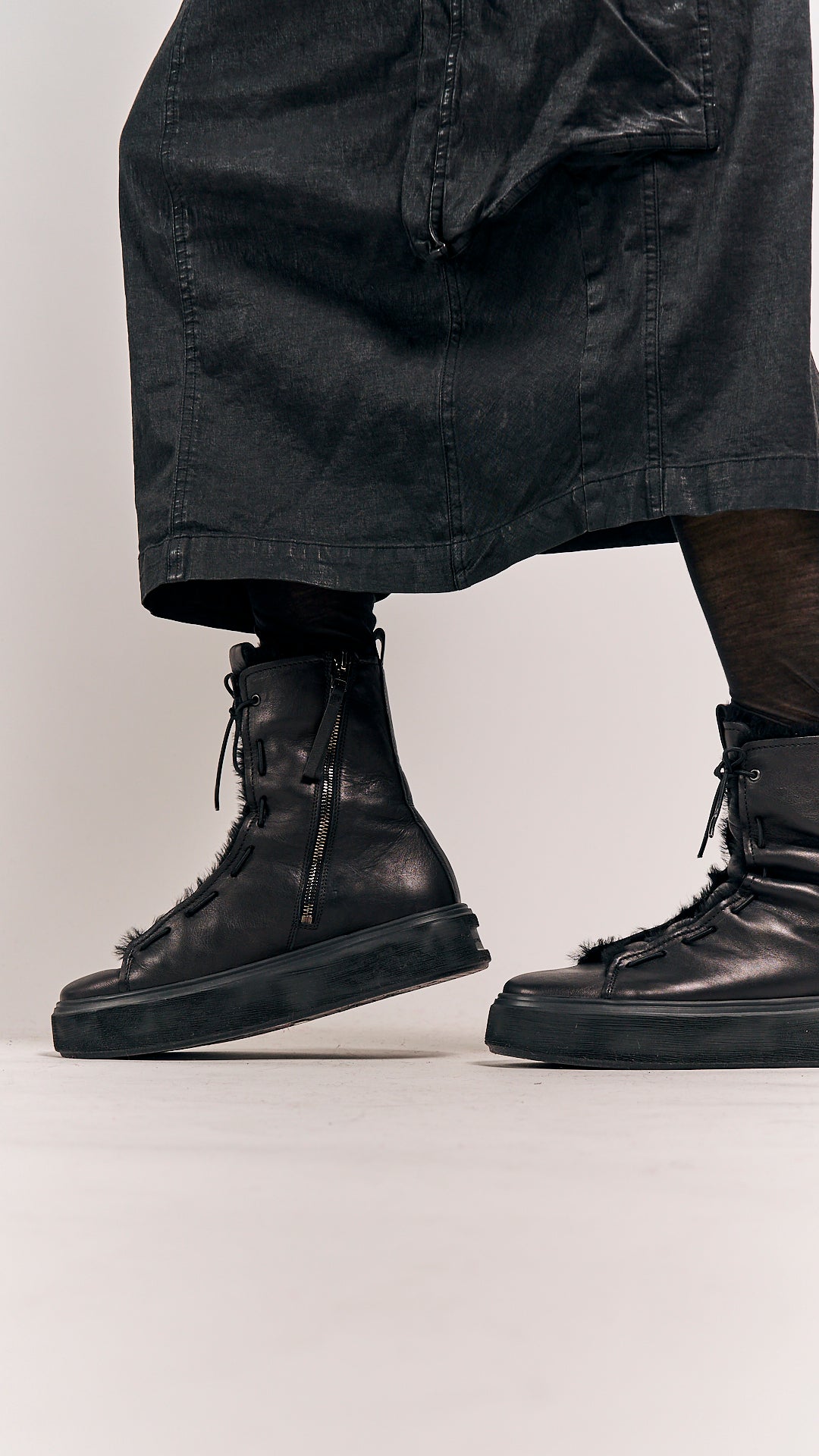 Puro Secret Boots Calf Black with Fur