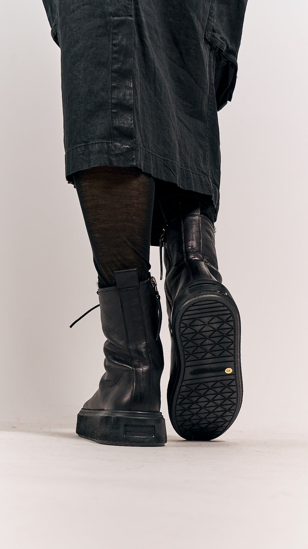 Puro Secret Boots Calf Black with Fur