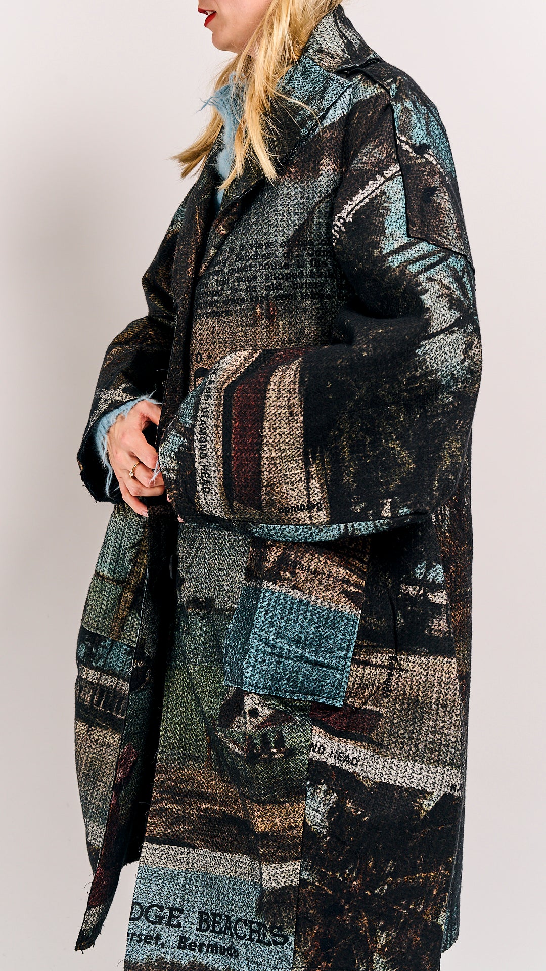 Rundholz DIP Coat Bermuda Print 3