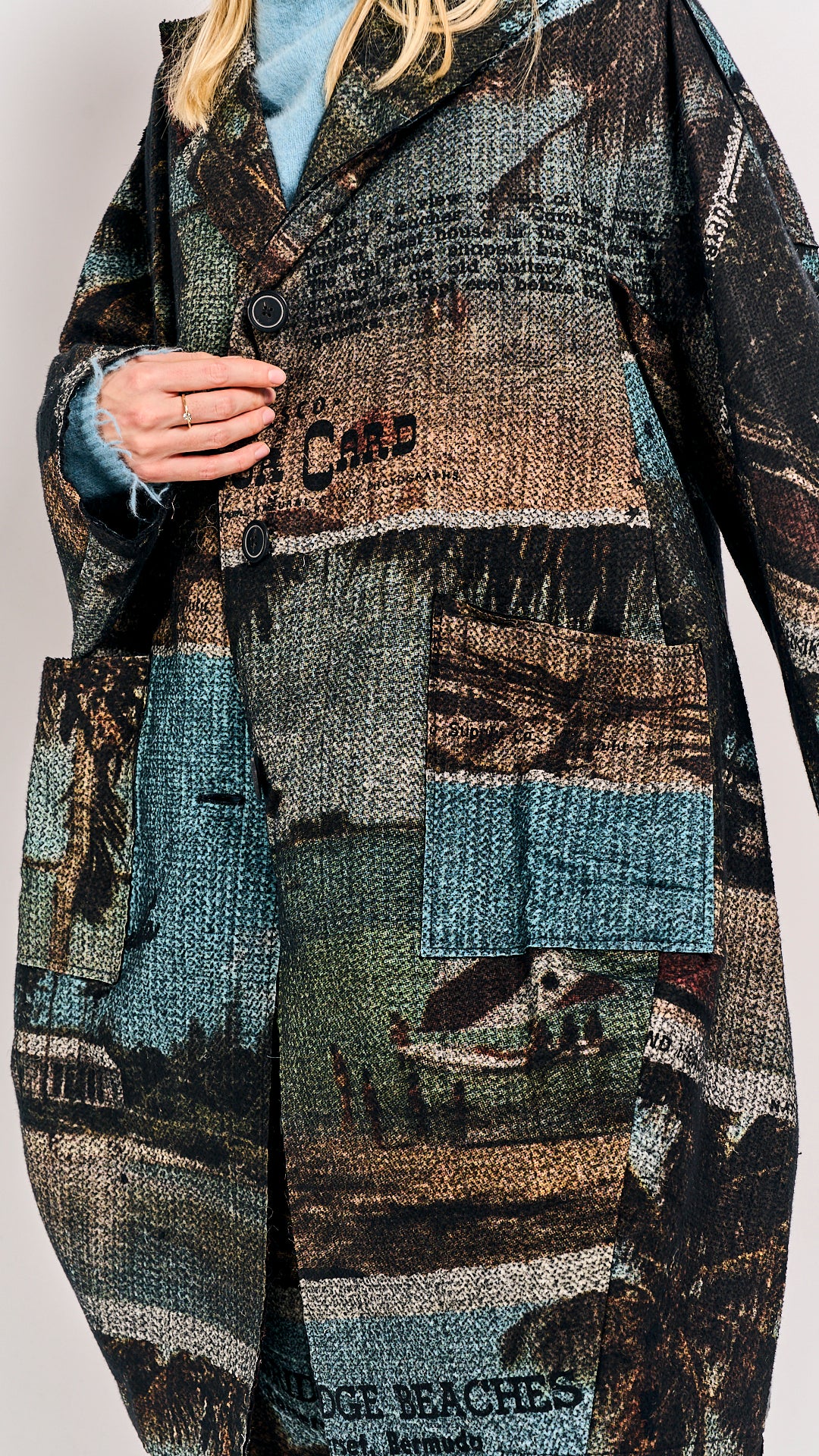 Rundholz DIP Coat Bermuda Print 3