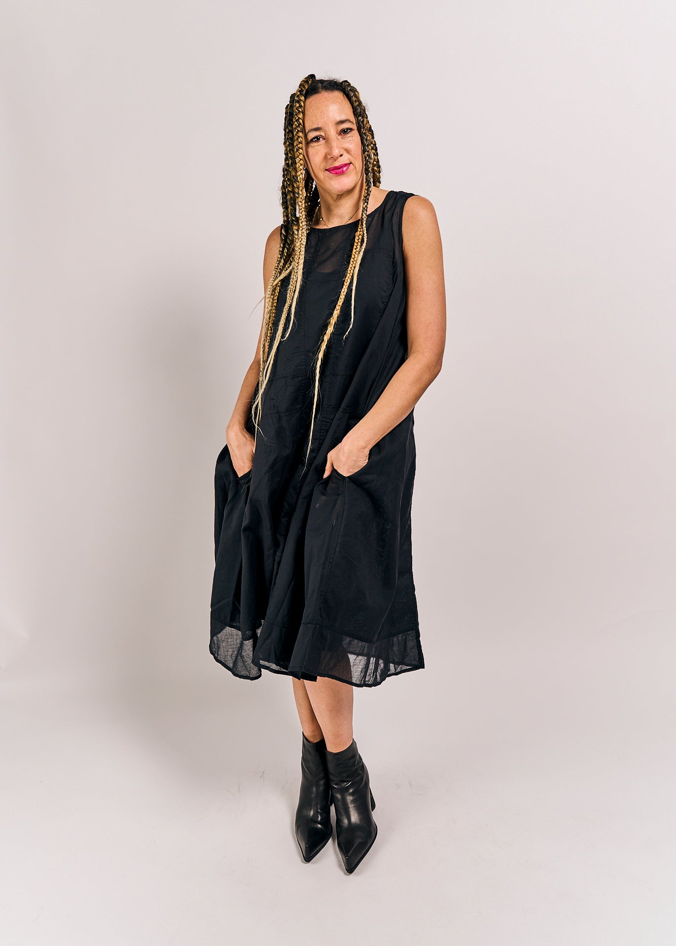 DIP Dress Black Paper