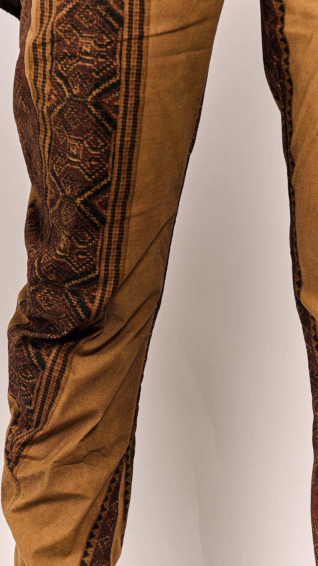 Rundholz DIP Trousers Dakar Cloud Stripe
