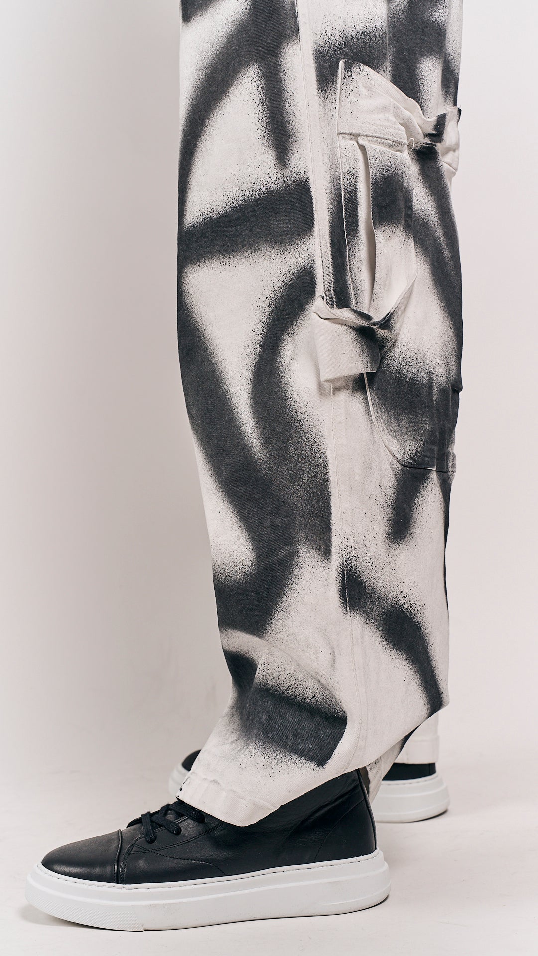 Rundholz Mainline Trousers Graffiti Black