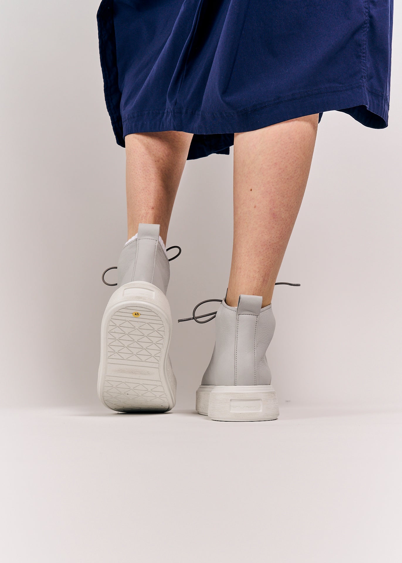 Puro Leather Sneakers In Focus Grey-White