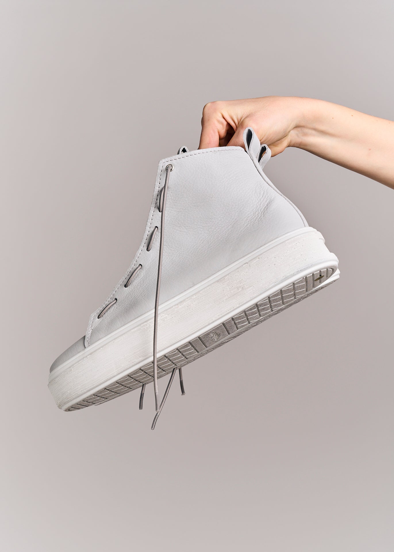 Puro Leather Sneakers In Focus Grey-White