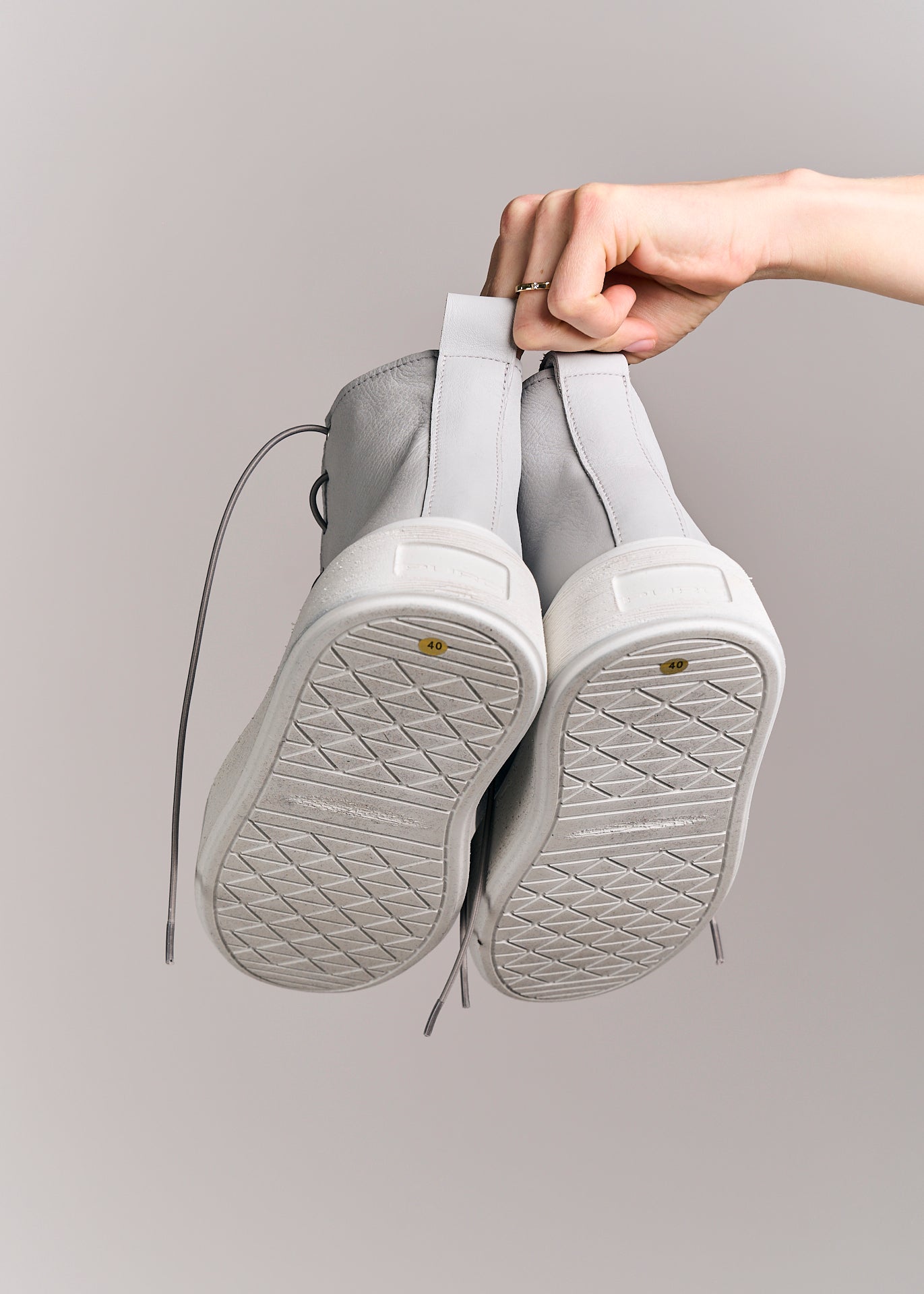 Puro Leather Sneakers In Focus Grey-White