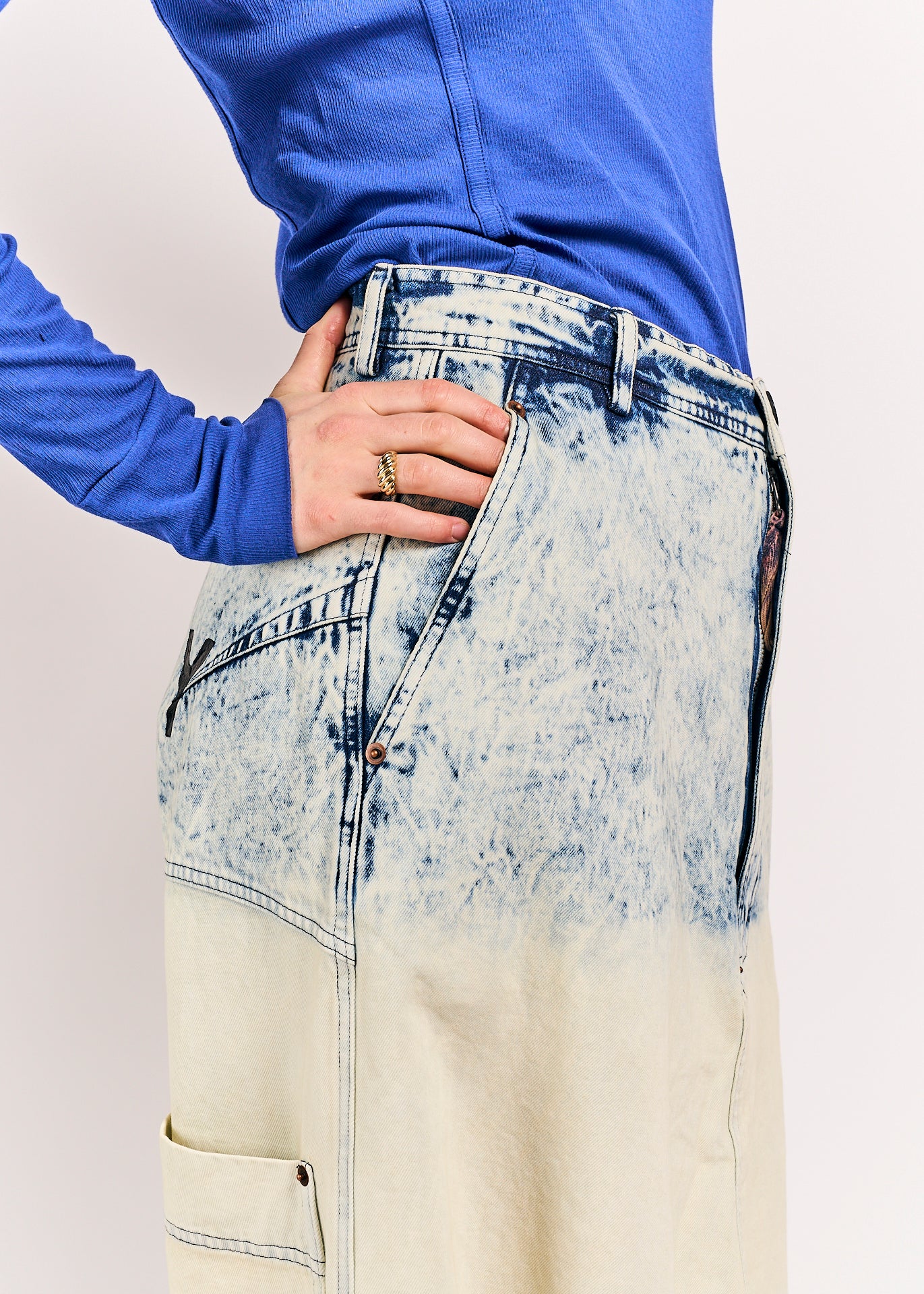 Rundholz DIP Pants detail 2030115-bleachwash