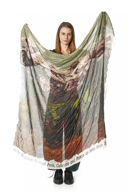 Rundholz Black Label Shawl Forest Print