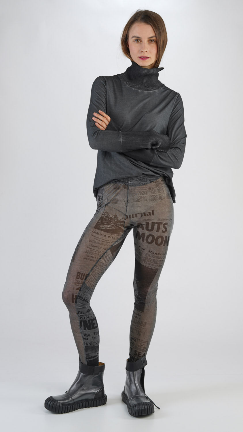 2420206- Rundholz DIP Legging Eraser Print