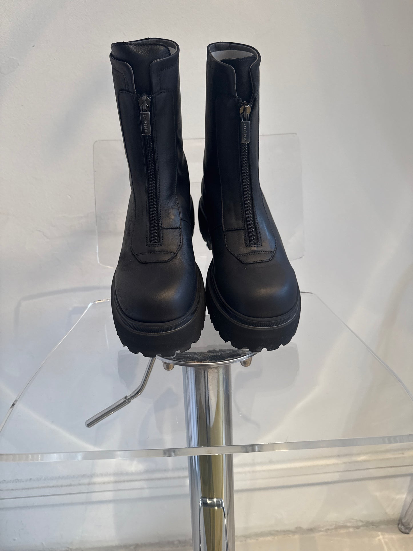 Lofina Boots Black 6090