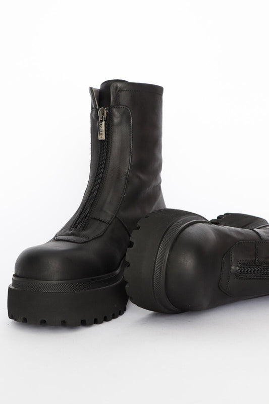 PRE-ORDER Lofina Boots Black