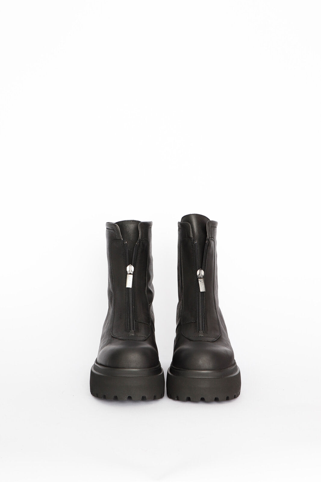 PRE-ORDER Lofina Boots Black