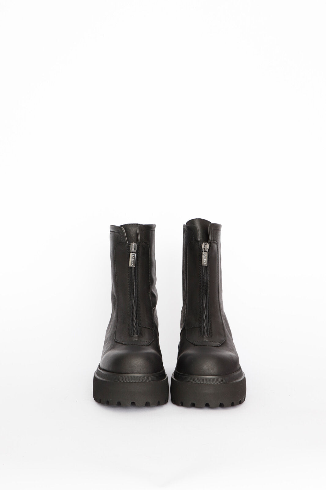 PRE-ORDER Lofina Boots Black