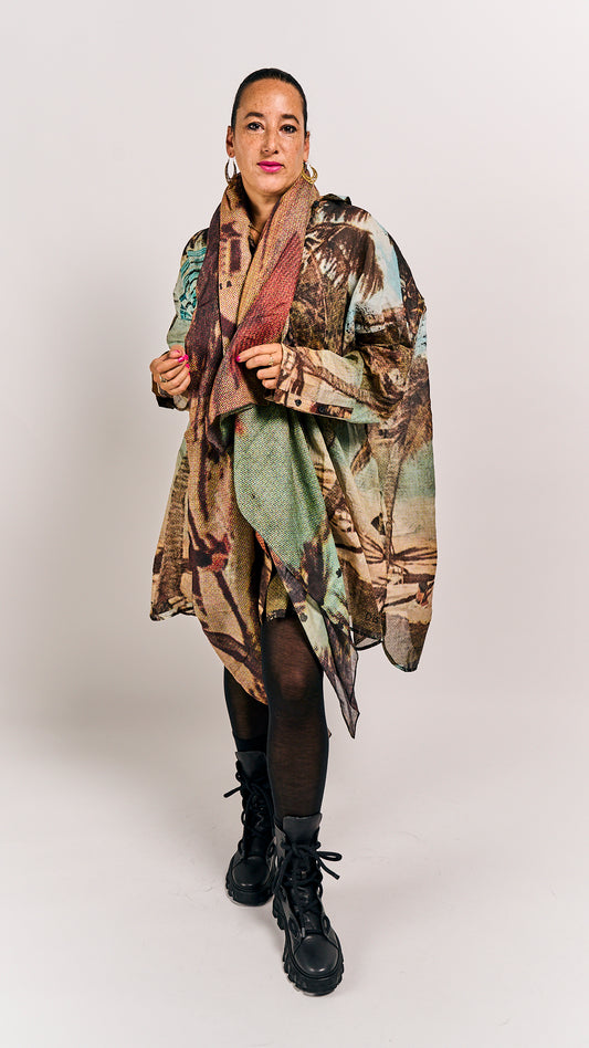 Rundholz DIP Shawl Bermuda Print 1