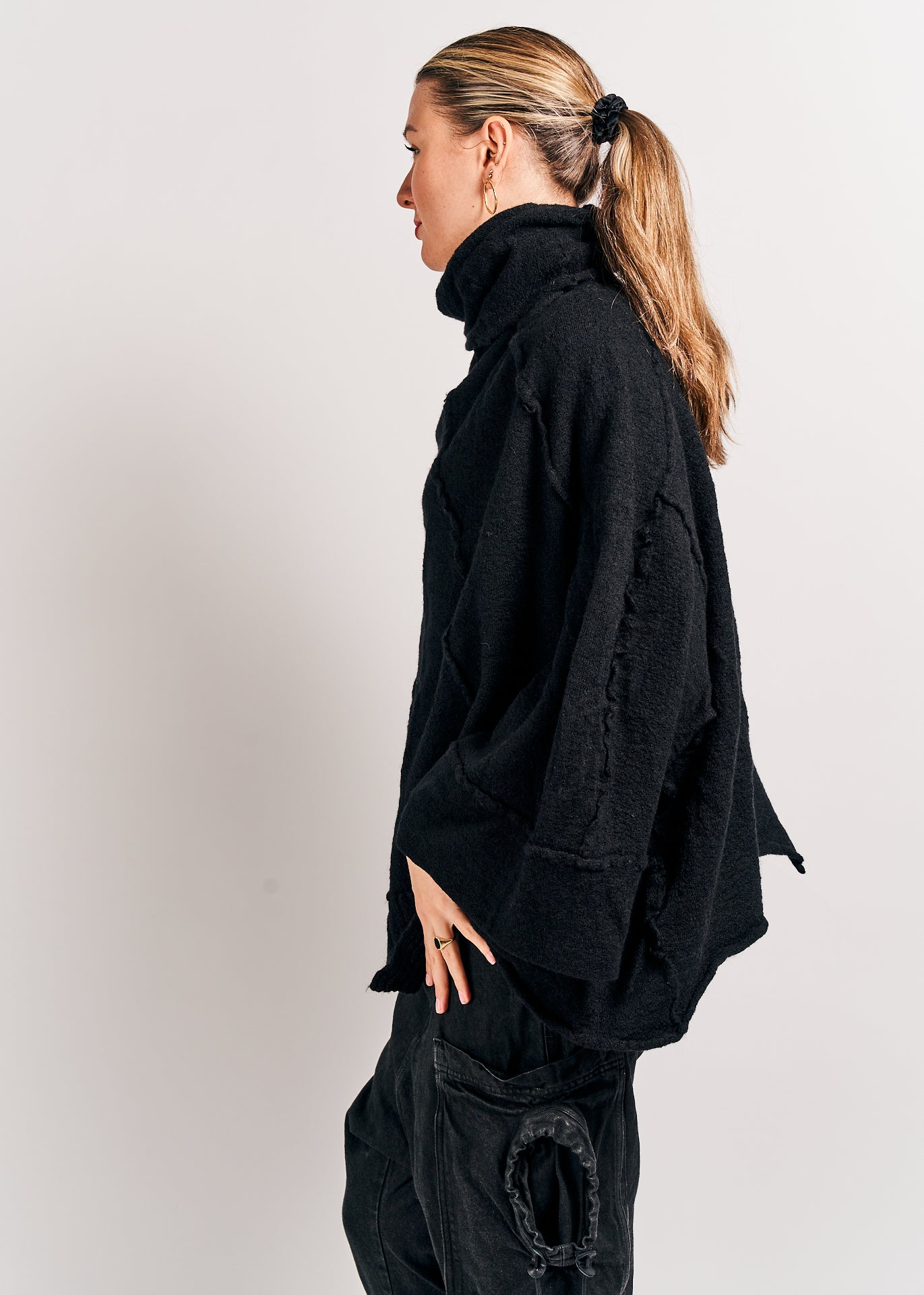 Rundholz DIP Pullover Black