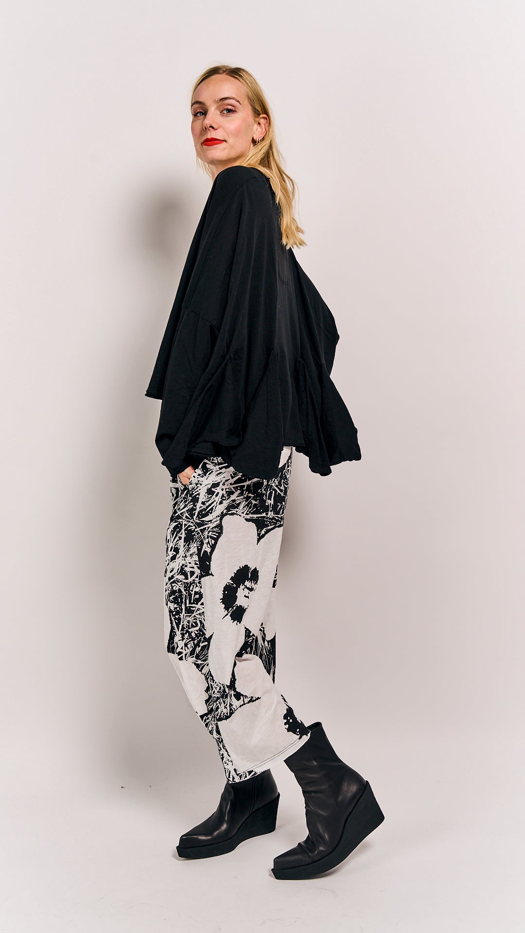 Rundholz Black Label Trousers Black Offwhite Print