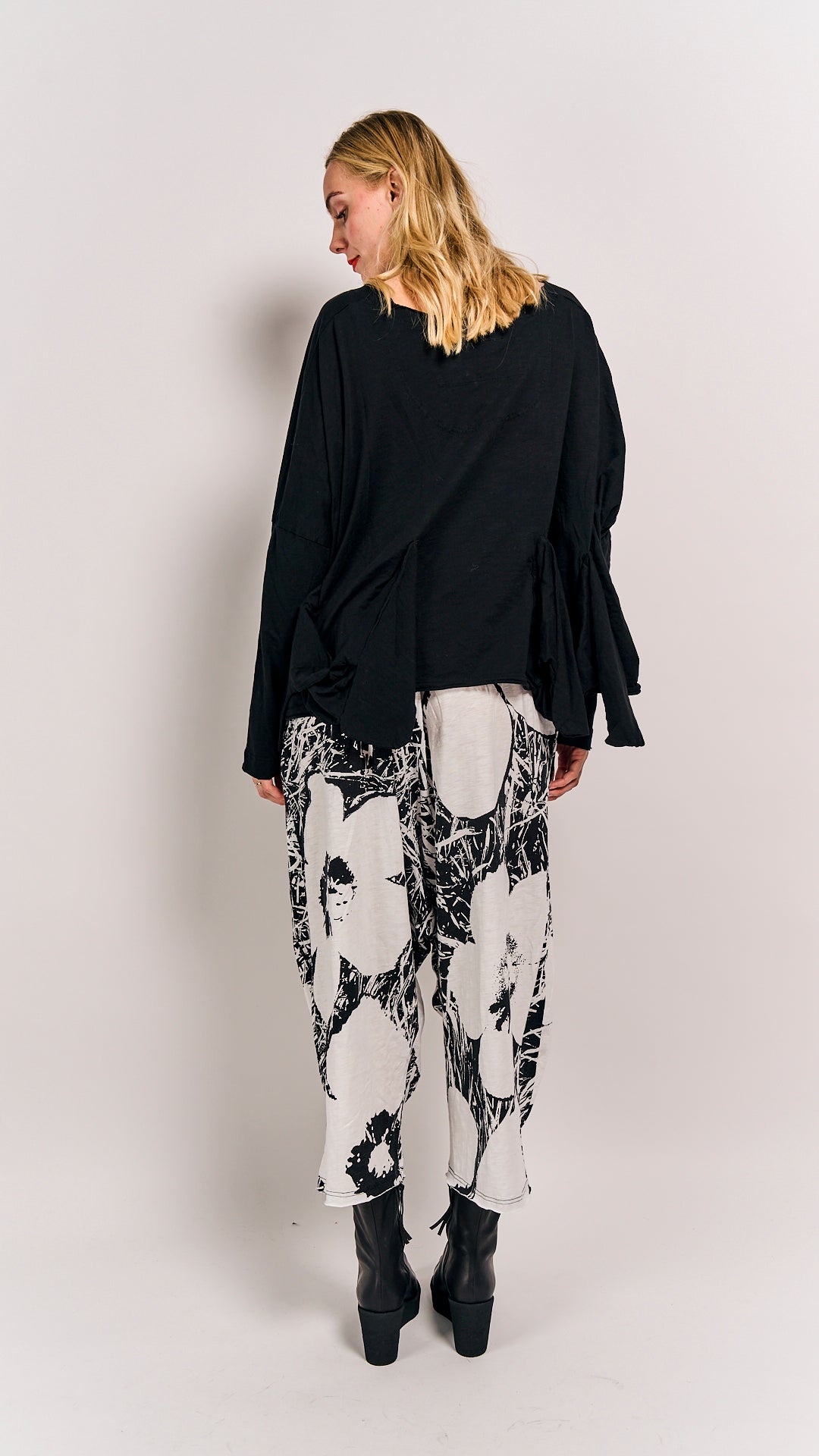 Rundholz Black Label Trousers Black Offwhite Print