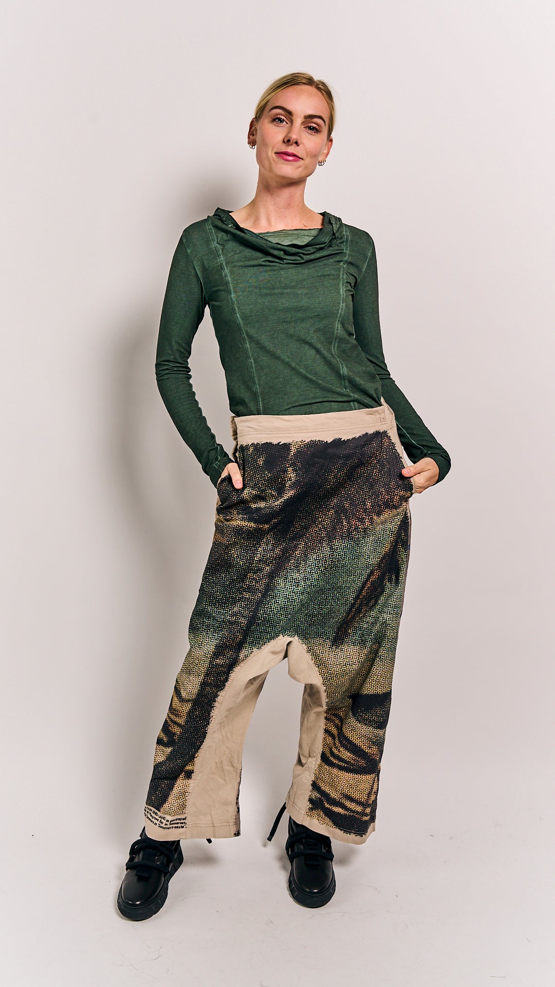 Rundholz DIP Trousers Scene Print