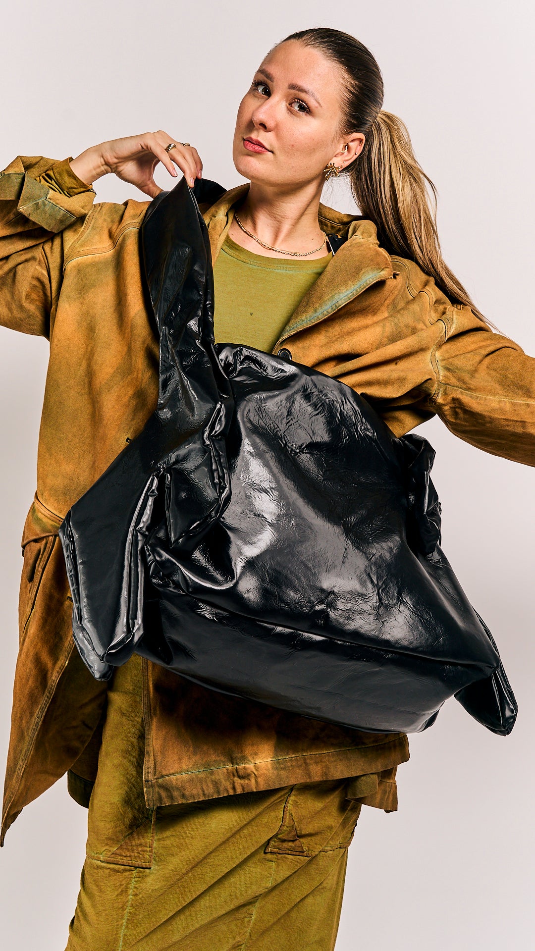 Rundholz Mainline Bag Black
