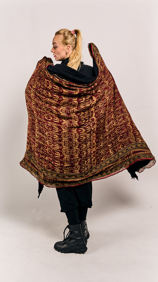 Rundholz DIP Shawl Black