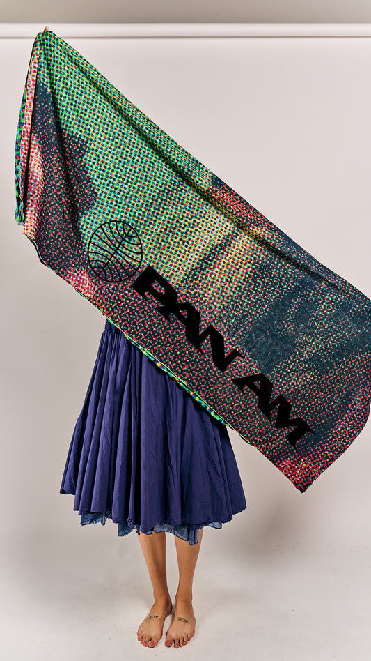 Rundholz DIP Shawl Scene Flock Print