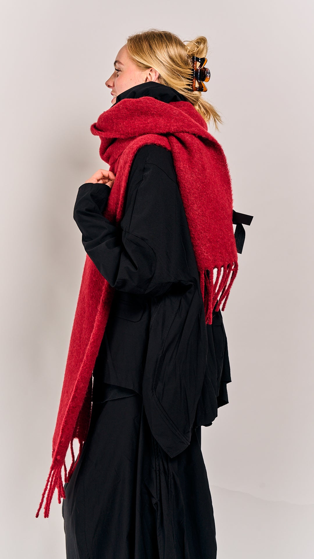Rundholz Black Label Shawl Lava