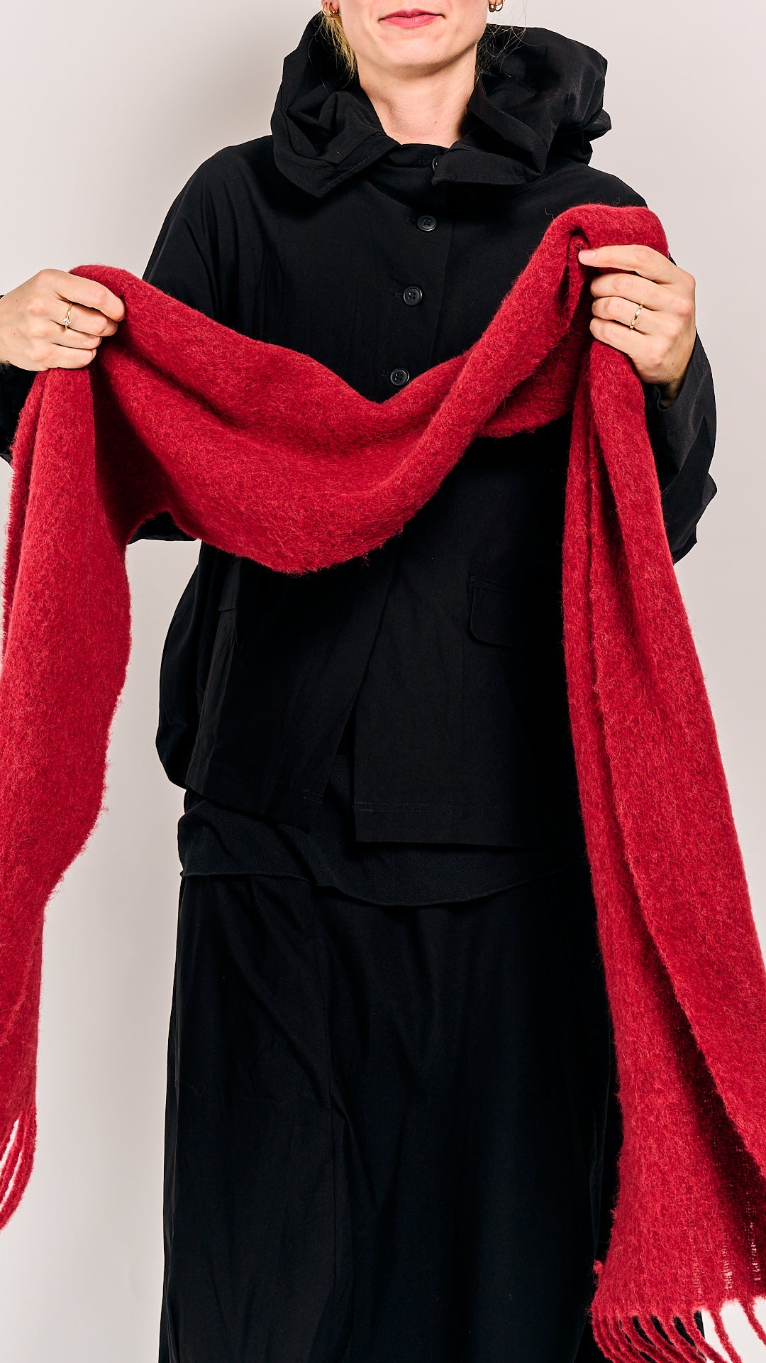 Rundholz Black Label Shawl Lava