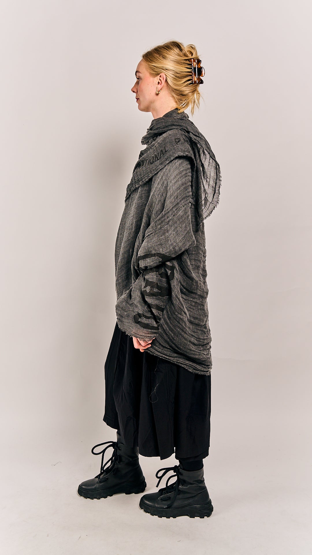 Rundholz Black Label Shawl Black Print