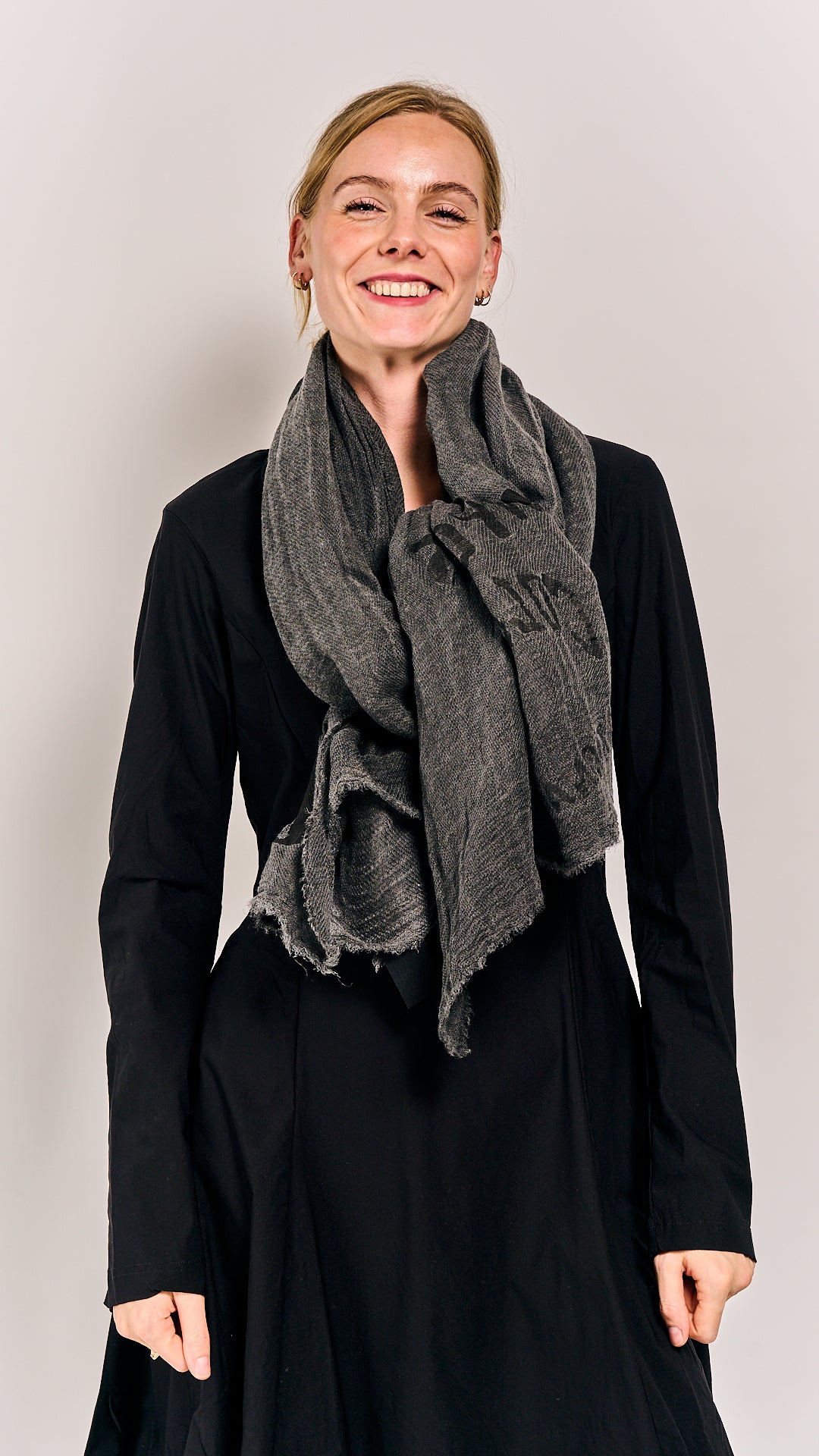 Rundholz Black Label Shawl Black Print