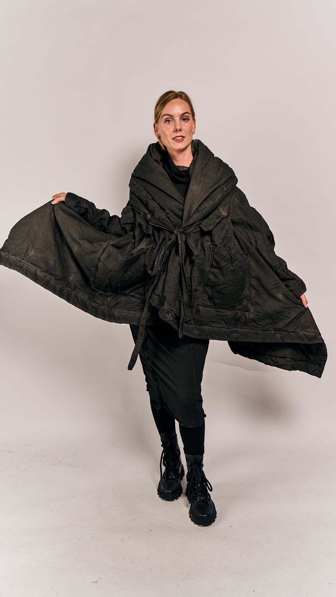 Rundholz DIP Coat Black Cloud