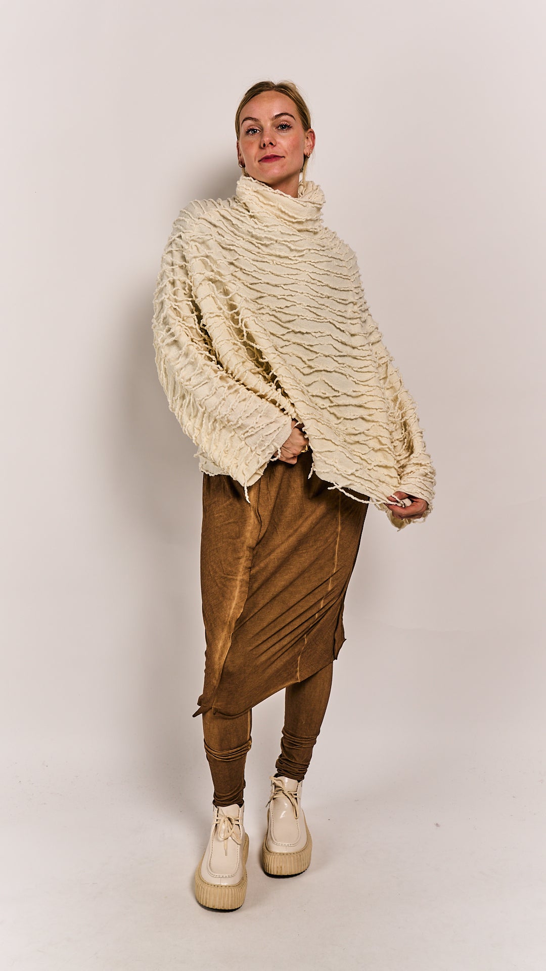 Rundholz DIP Pullover Ivory