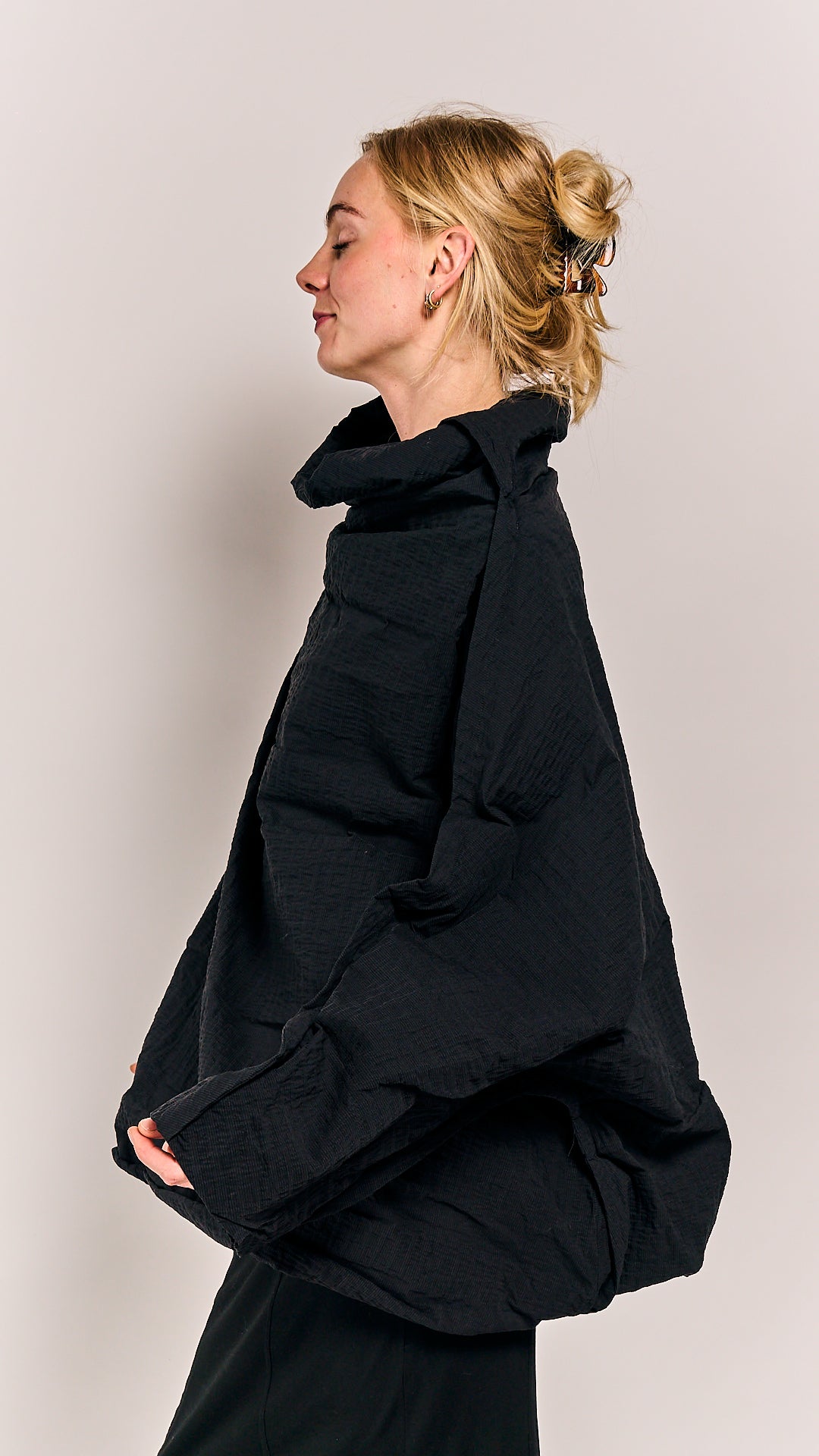 Rundholz DIP Pullover Black 3D Optic