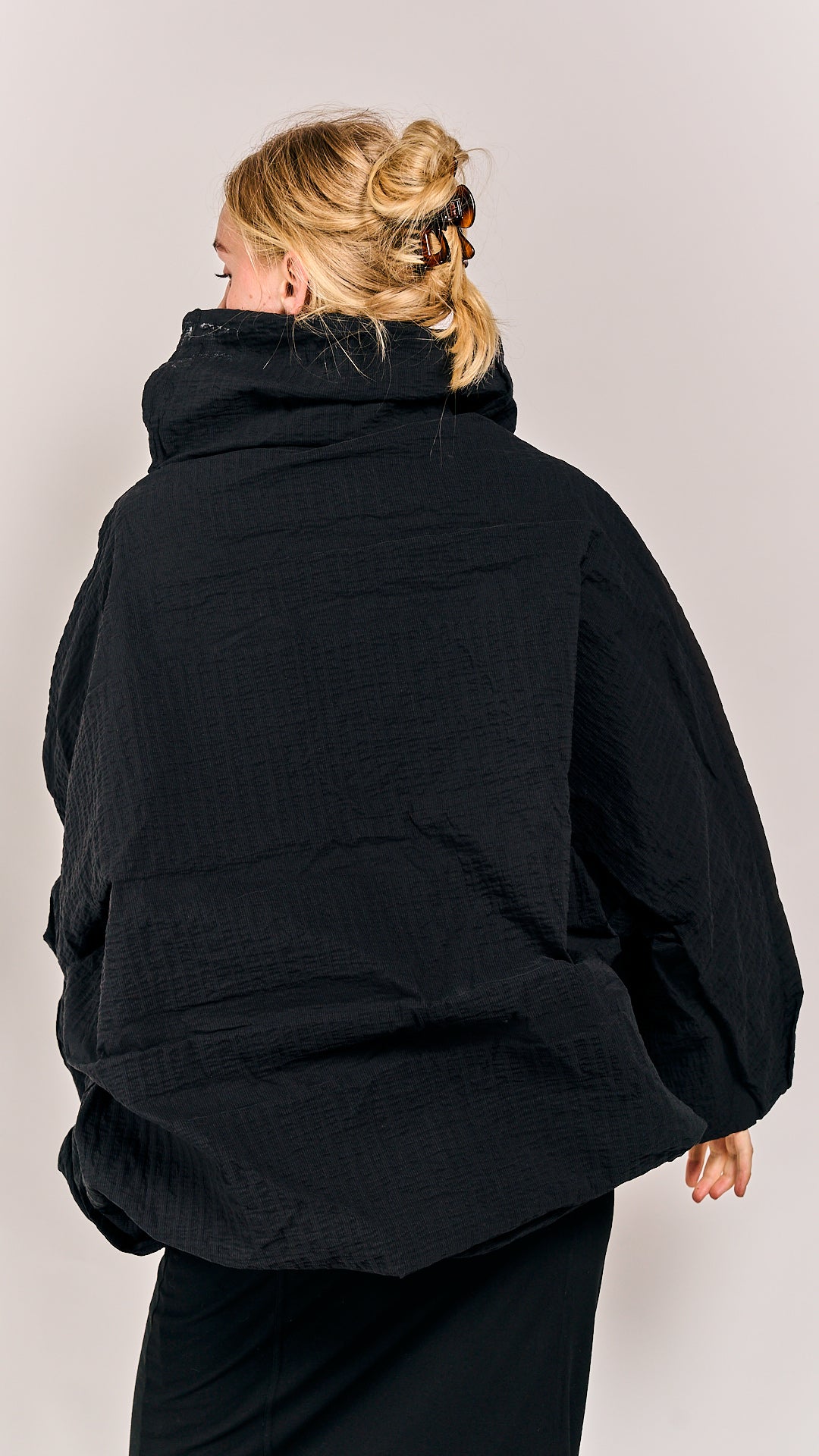 Rundholz DIP Pullover Black 3D Optic