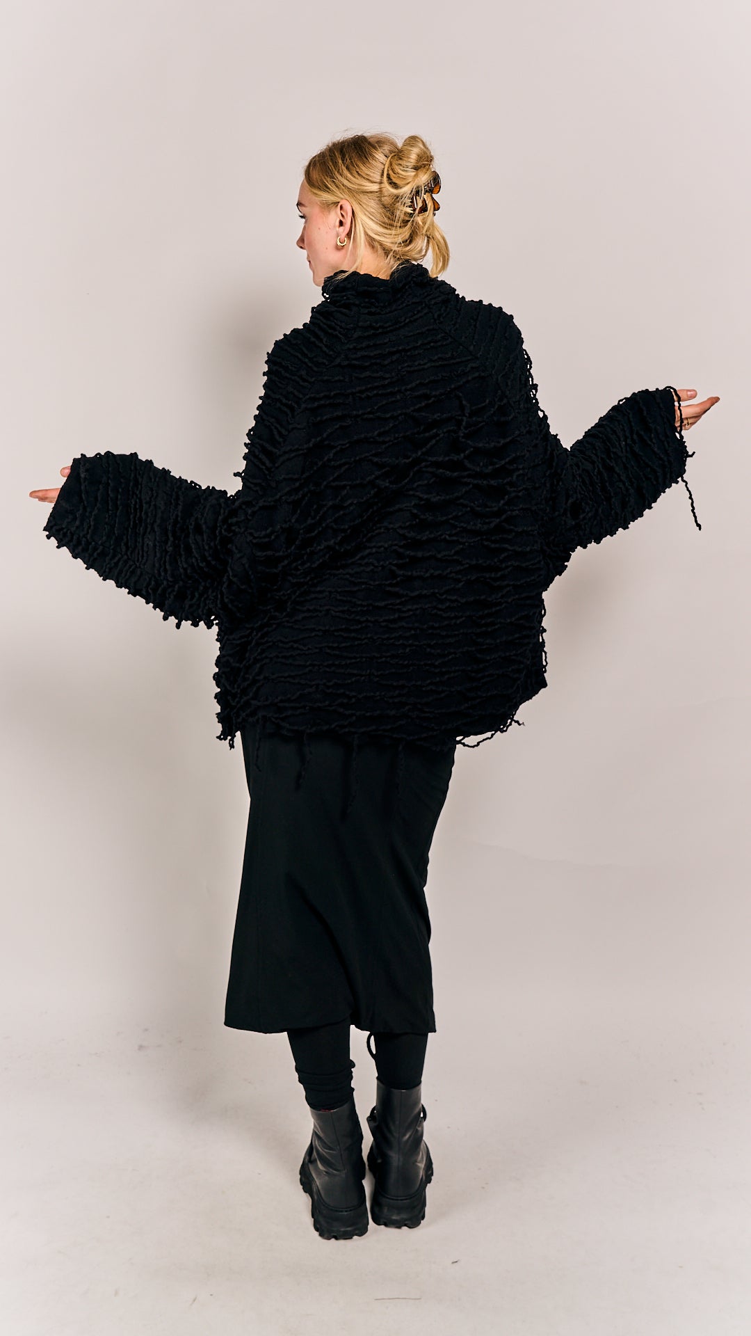 Rundholz DIP Pullover Black