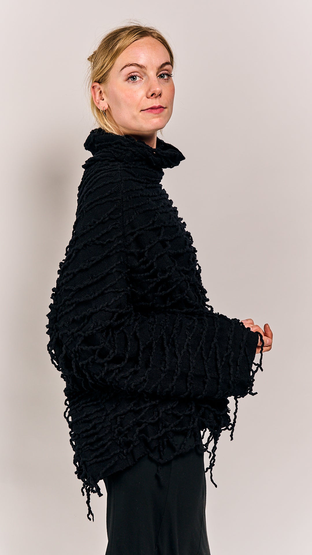 Rundholz DIP Pullover Black