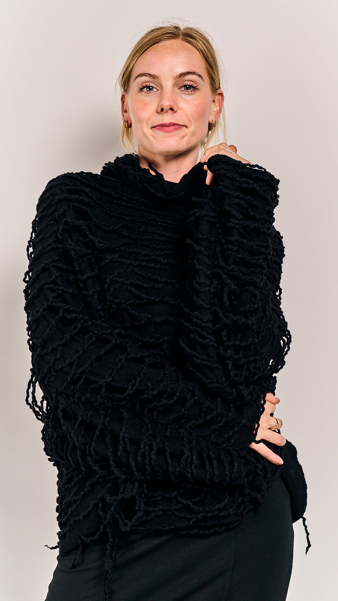Rundholz DIP Pullover Black