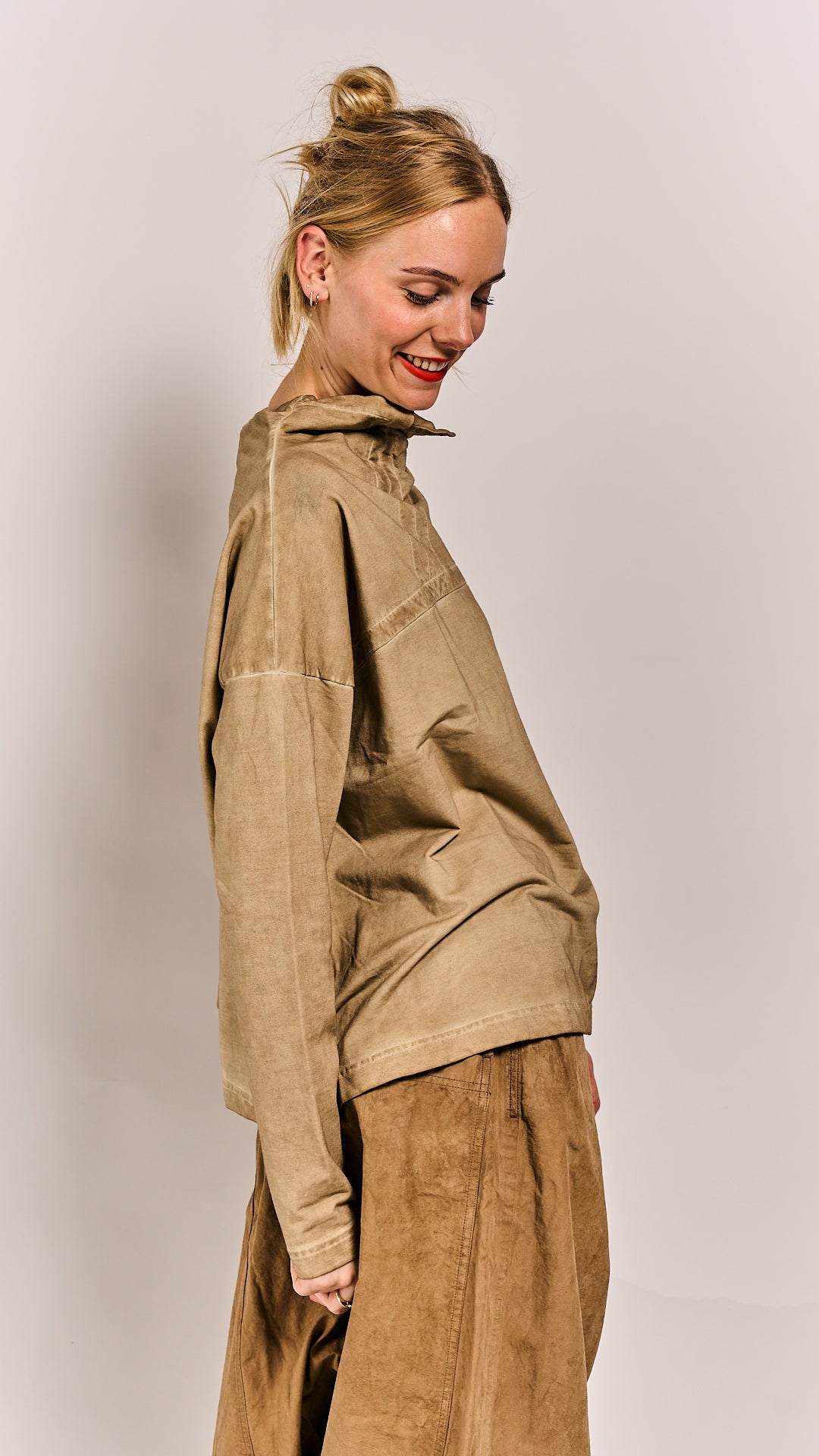 Rundholz DIP Shirt Clay Cloud