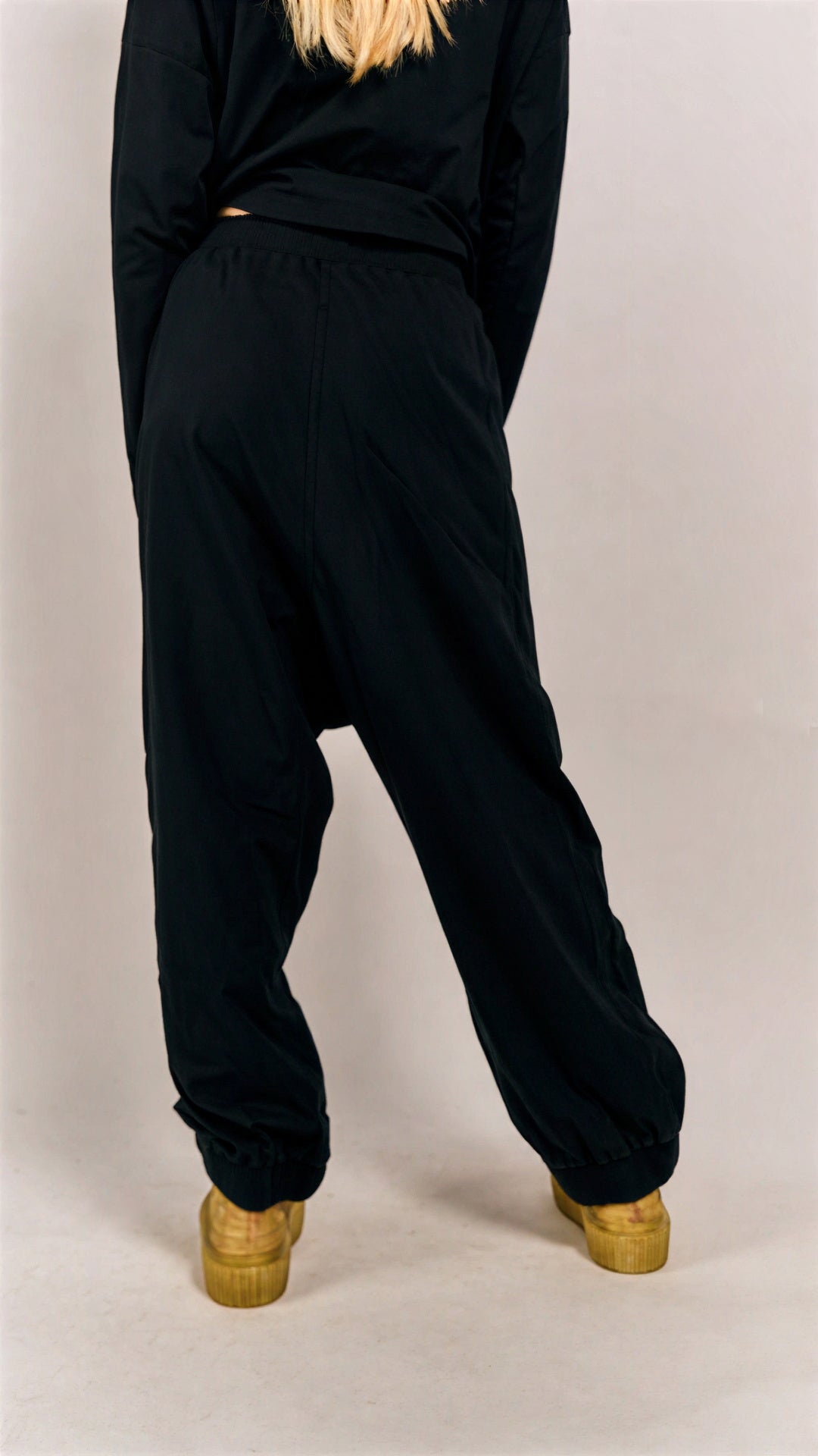 Rundholz DIP Trousers Black