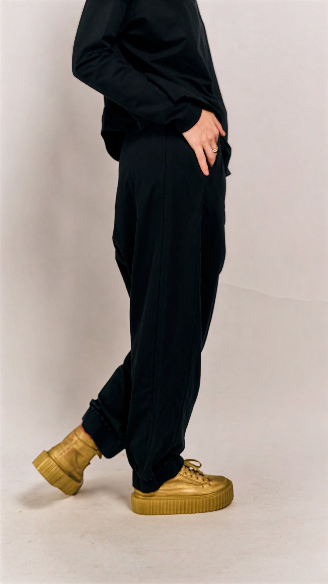Rundholz DIP Trousers Black