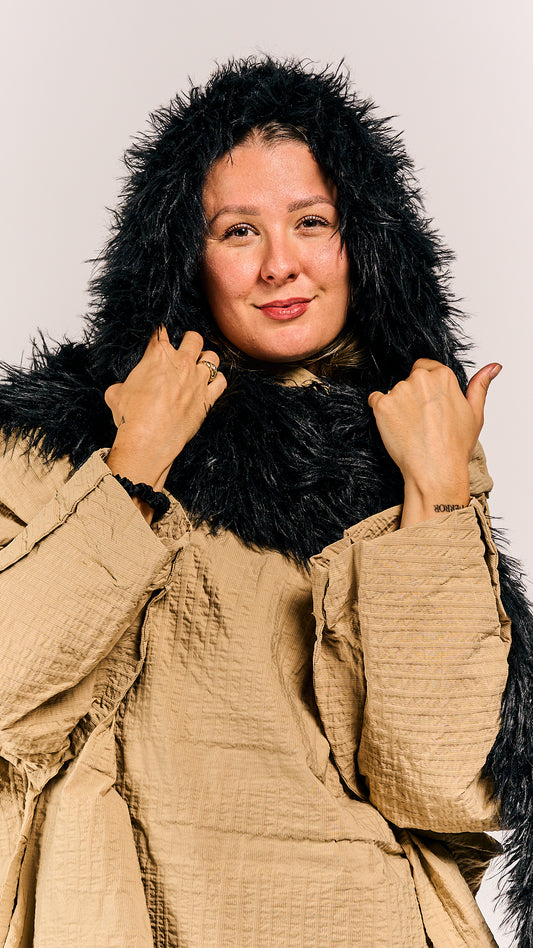 Rundholz DIP Shawl/Hood Black Cloud